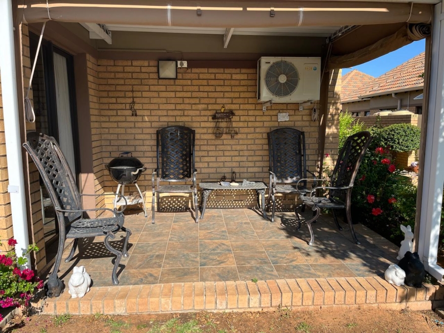 2 Bedroom Property for Sale in Helicon Heights Free State